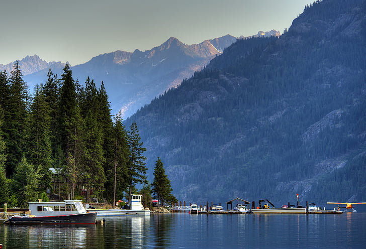 Lake chelan, Cascade-hegységben, stehekin, Washington, északnyugati, békés, víz