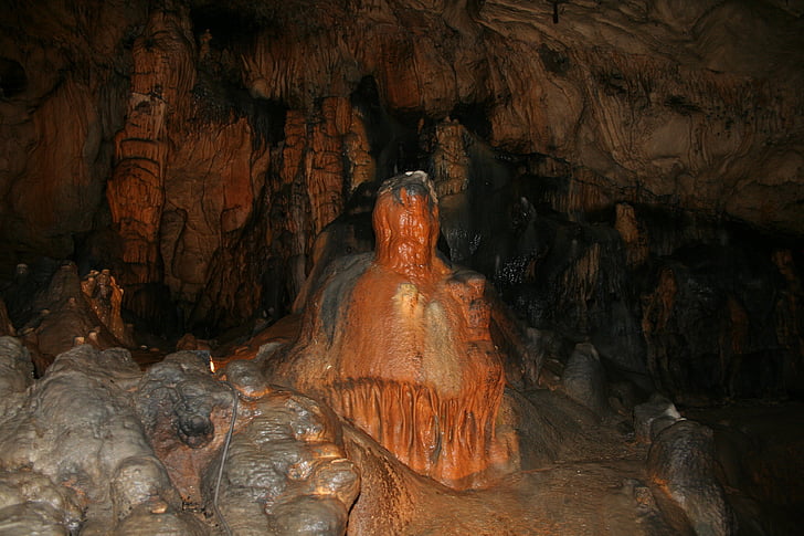 cavernas de oselle, França, cavernas