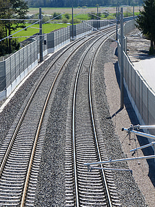 train, gleise, noise barrier, upper lines, railway tracks, seemed, railway