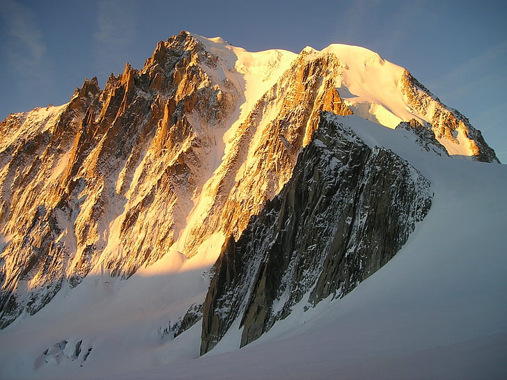 icy channel, chamonix, mont blanc du tacul, alpine, snow, mountains, high mountains
