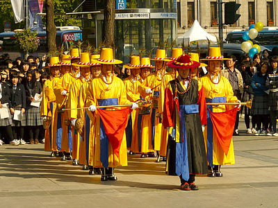Královská stráž měnící obřad, Deoksugung paláce, Korea, Soul, Oslava, Oslava, průvod
