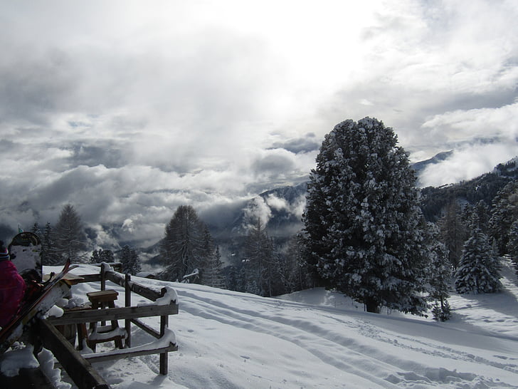 Dolomites, montagnes, paysage de montagne, hivernal, nuages