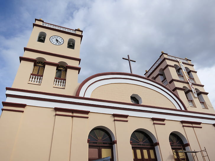 Baracoa, l'església, Cuba, arquitectura, restauració, estructura, religiosos