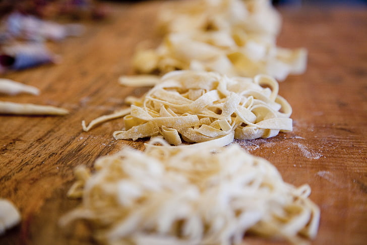 depth of field, dough, food prep, fresh pasta, table, wood - material, selective focus