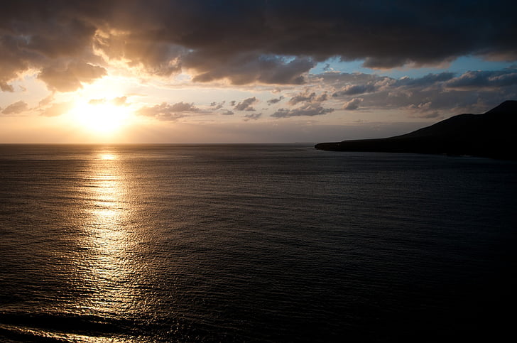 Fuerteventura, morze, wody, Słońce, zachód słońca, niebo, chmury