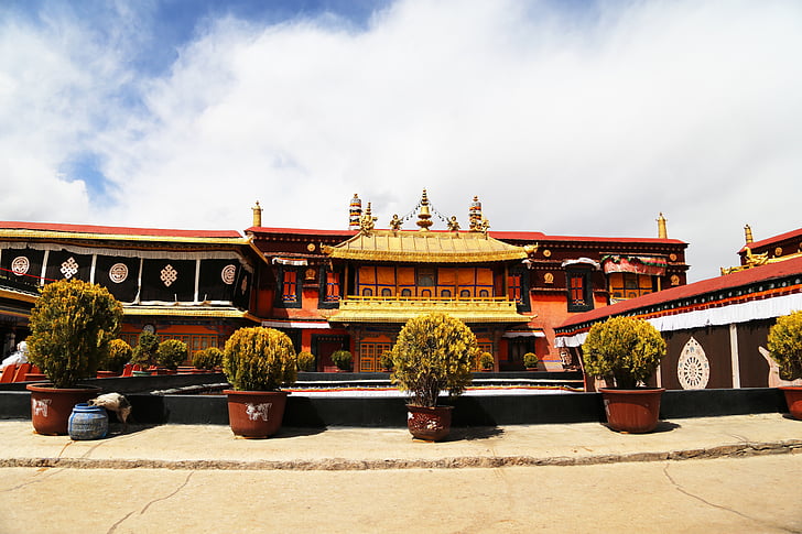 Templo de Jokhang, Lhasa, Tíbet, cielo azul, el majestuoso, budismo, la solemne
