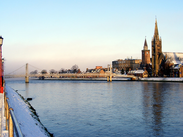 Rzeka, Riverbank, Most, Kościół, dekoracje, refleksje, Skyline