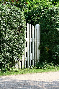 puutarhan portilla, Lomatalo, loma, hedge