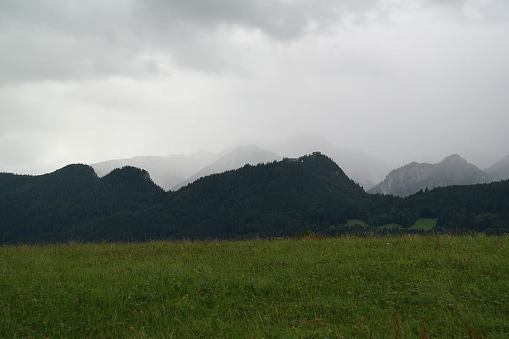 Allgäu, Eisenberg, Schlossberg, špatné počasí, mraky, zákal, hrad