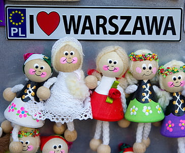 Polsko, Varšava, panenky, dárky, vzpomínky