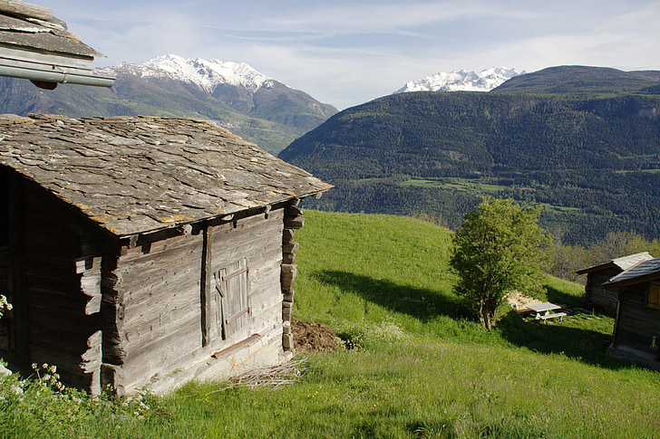 Swiss, Valais, Ausserberg, pegunungan