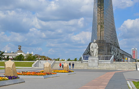 Tsiolkovsky, veroveraars van ruimte monument, Alley astronauten, Enea, Moskou, ruimtevaart, kosmos