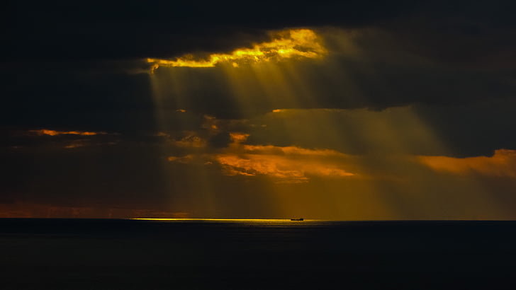 rayo de sol, luz del sol, luz, puesta de sol, al atardecer, barco, nubes