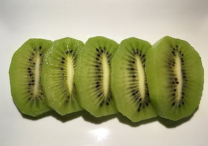 cuixiang kiwi, zhouzhi kiwi green heart, kiwi slices, kiwi