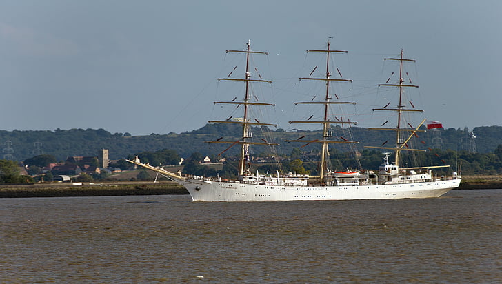 Schiff, Polnisch, Dar mlodiezy, Segel-Ausbildung, Themse-Mündung, UK
