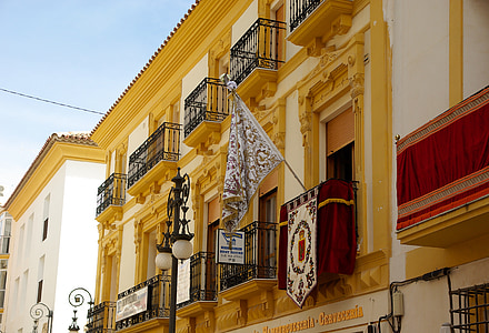 Spanyolország, Andalúzia, Lorca, erkély, zászló, építészet