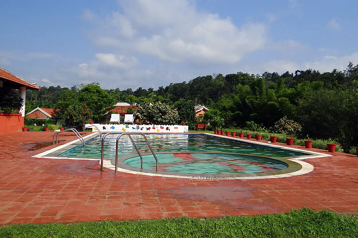 piscine, piscine, ammathi, Kodagu, Inde, lieu de villégiature, piscine de l’hôtel