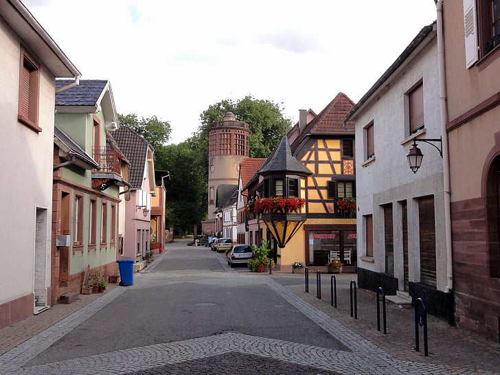 reichshoffen, france, town, buildings, architecture, street, sidewalk
