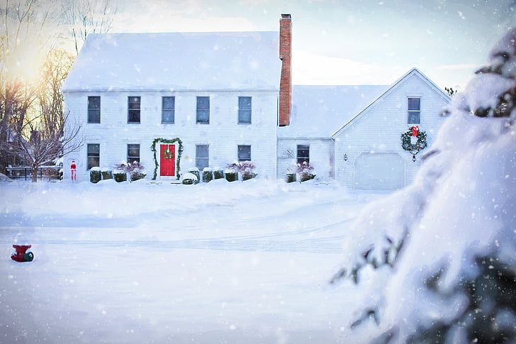 Christmas house, hvide hus, vinter, sne, sneklædte, dekorationer, jul