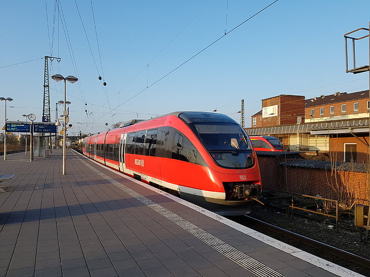 поезд, трафик, Deutsche bahn, Железнодорожная станция, региональные поезда, железная дорога, общественном транспорте
