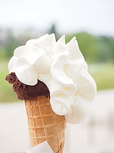лед, мек сладолед, сладолед гофрети, крем чанта, сладолед, десерт, schokoeis