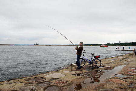 мне?, Рыбак, Рыбалка, прутки, зрелище, Балтийское море