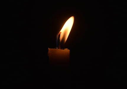 Espelma, llum, foc, flama, fosc, esperança, romàntic