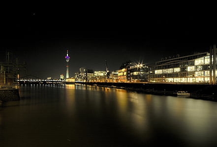 Media harbour, Düsseldorf, Port, Porýnie, pamiatka, televízna veža, prístavná oblasť