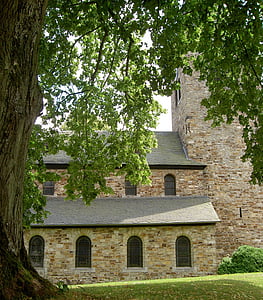 罗马式, 教会, westerwald, 德国, 树