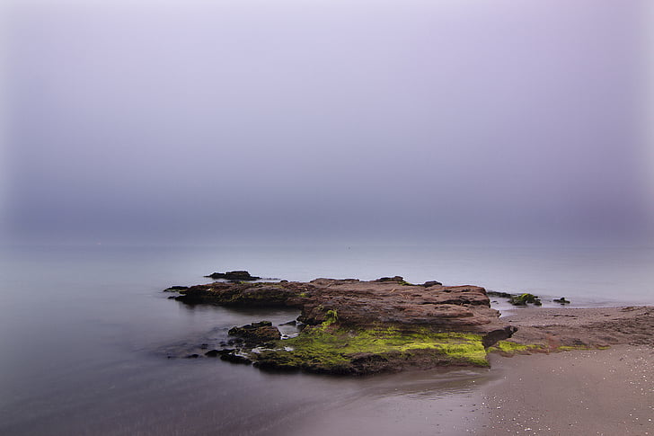 brown, island, middle, body, water, gray, clouds