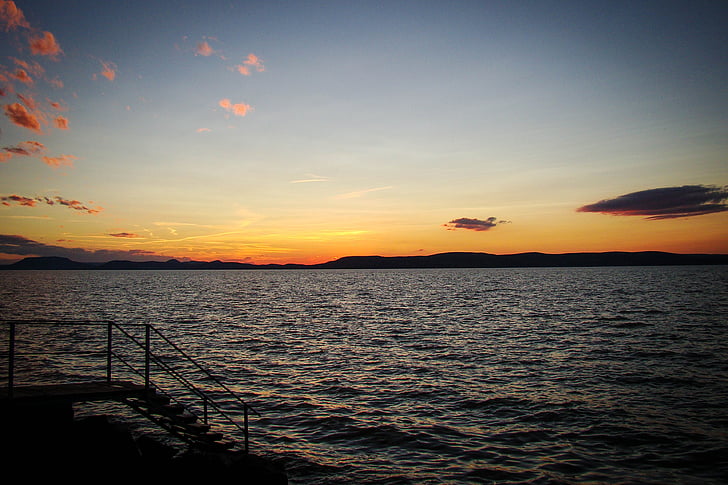 balaton ezers, Siķfok, saulriets, ungāru jūra