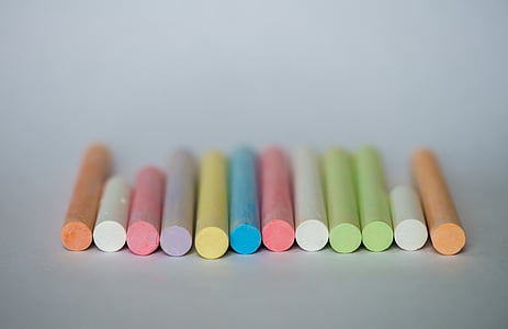 colors, chalk, several, orange, green, red, blue