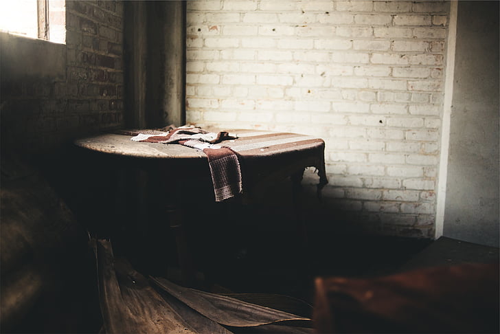 brown, wooden, pedestal, table, cover, ahead, circular