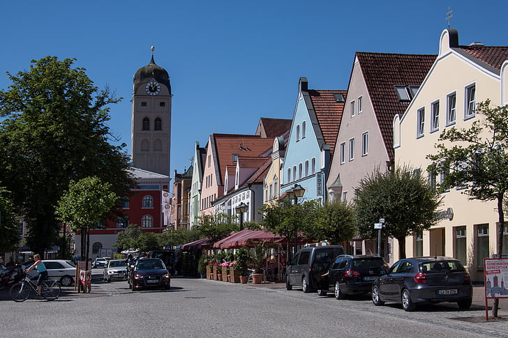 házak, Erding, altbayerisch, herceg város, hosszú sora, Felső-Bajorország, Németország