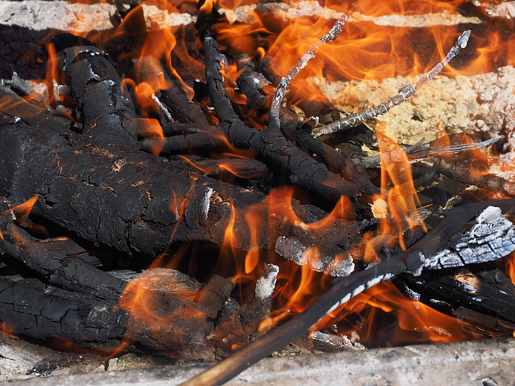 Зона за барбекю, огън, лагерен огън, горя, пламък, дървен материал, пепел