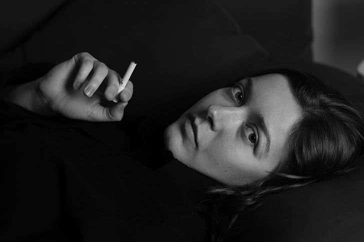 kvinna, cigarett, rökning, Röker, nikotin, unga, porträtt