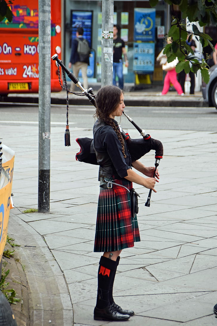 Skotija, Anglija, dūdas, vargāns spielerin, meitene, instruments, mūzika