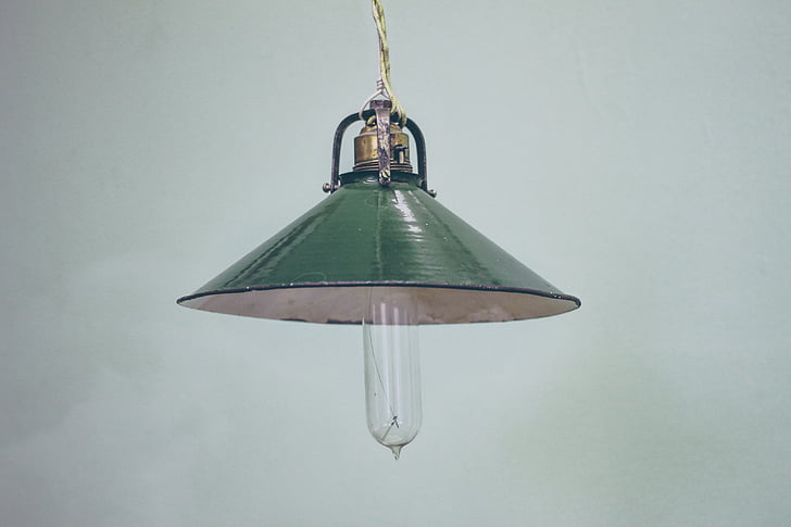 turned, pendant, lamp, light, bulb, hanging, studio shot