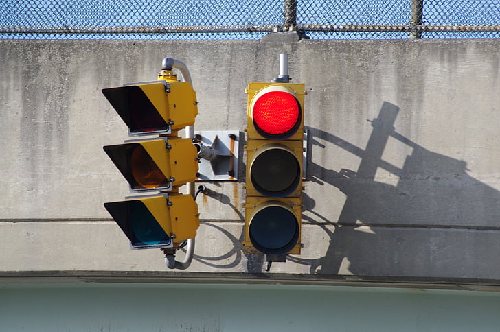 rødt lys, Stopplys, gateskilt, signalet, byen, reise, trafikklys