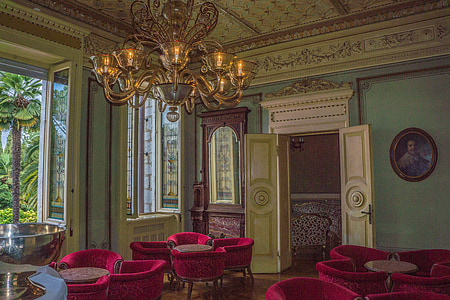 Sirmione, Villa cortine palace, Gardasøen, Restaurant, bar, luksus, Chandelier