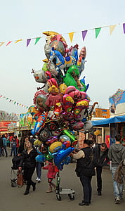每年的市场, 民间的节日, 气球, 多彩, 游乐场, 颜色, 演职人员