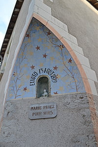 statue de prière, Marie, niche, angle d’une maison, Blois, France