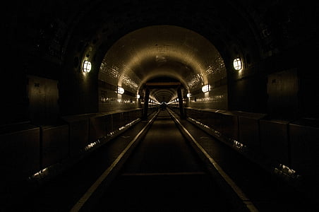 Hamburg, régi Elba-alagút, Elba-alagút, fény, világítás, tranzit