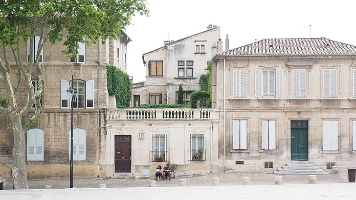 Avignon, Utcakép, pár, Lakások, épület, közúti, városi élet