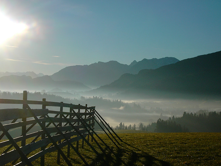Schnake hauteur, Nesselwang dans la brume, panorama de montagnes, Allgäu