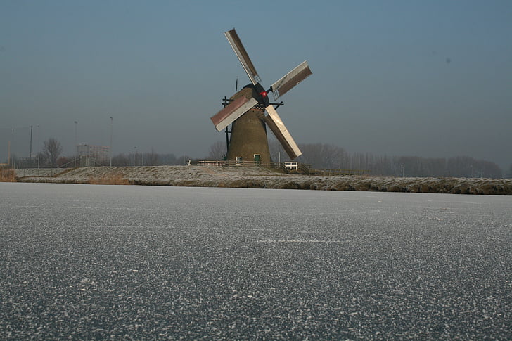 Ice, Mill, maisema, sijaitsee historiallisessa myllyssä, Alankomaat, Jäädytetyn maisema, turbiini