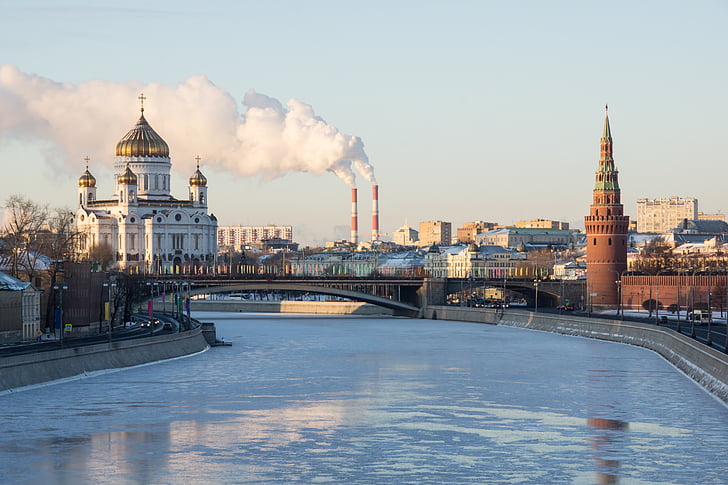 Кремль, Зима, Москва, Кремлевская набережная, Река, Башня, Кафедральный собор