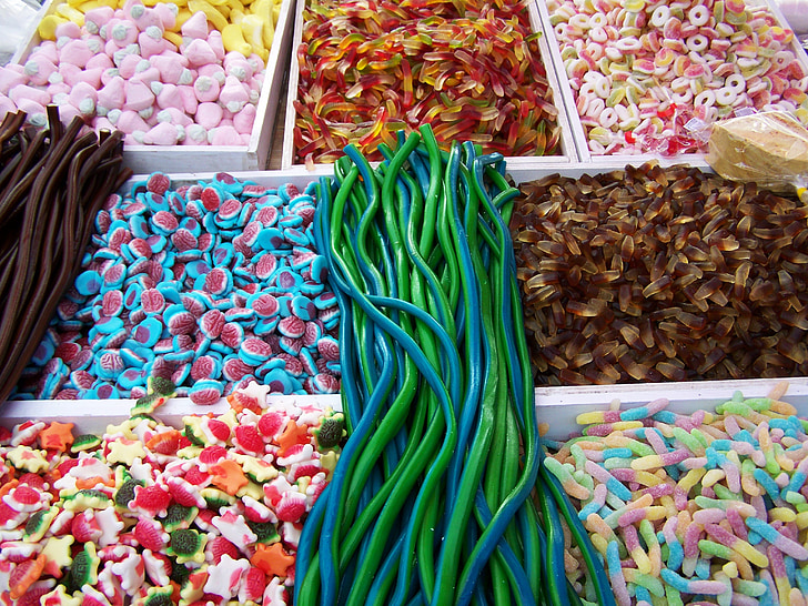 smíšené sladkosti, barevné dobroty, jídlo