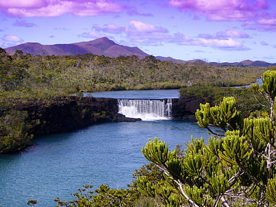 Нова Каледония, пейзаж, живописна, планини, растения, река, водопад