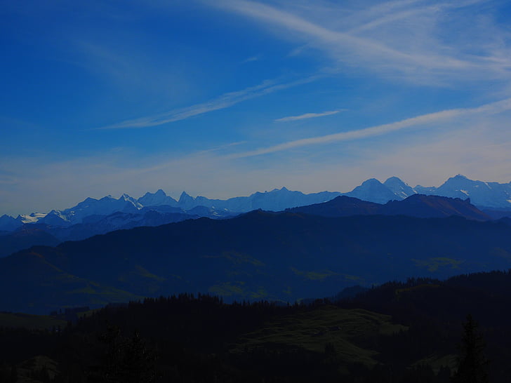 Alpin, alpint panorama, valthornssnäcka, rosenhorn, Mittelhorn, Wetterhorn, lauteraarhorn